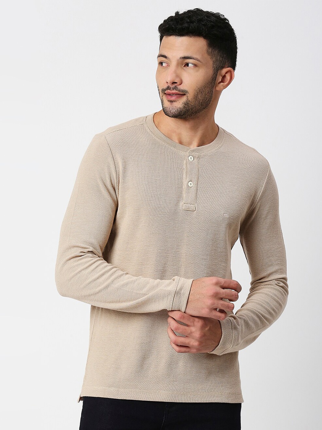 

Basics Men Beige Raw Edge Slim Fit T-shirt
