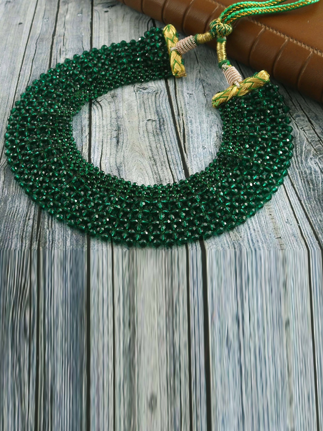 

Jewar Mandi Green Brass Gold-Plated Choker Necklace