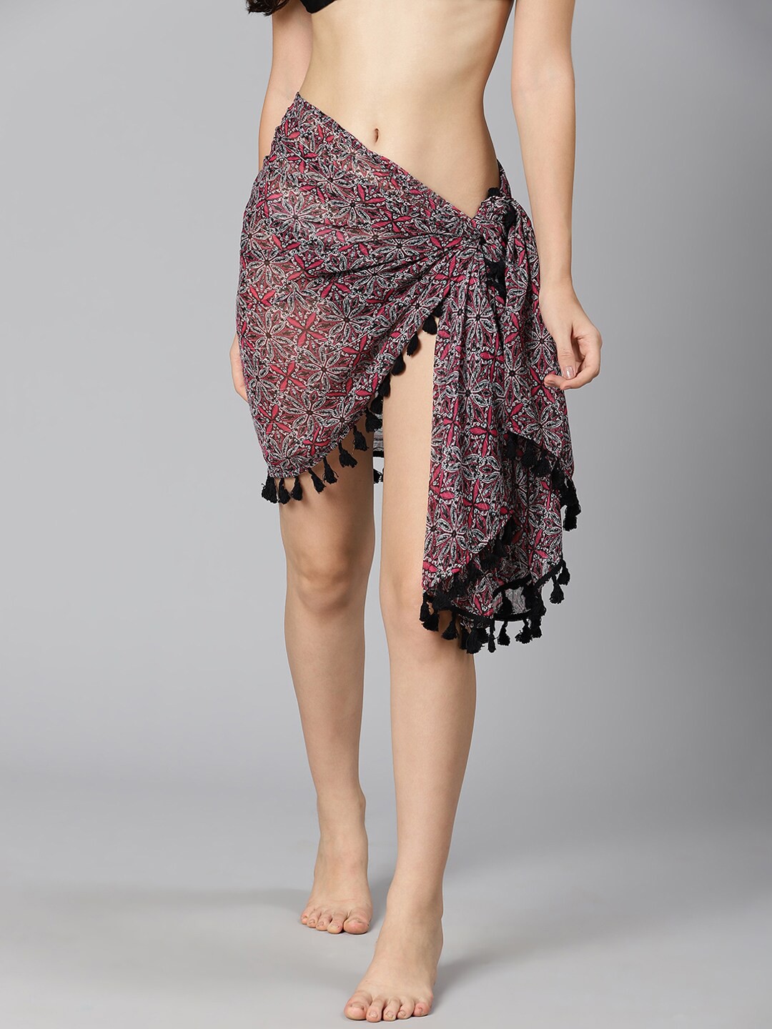 

Oxolloxo Women Floral Printed Sarong, Red