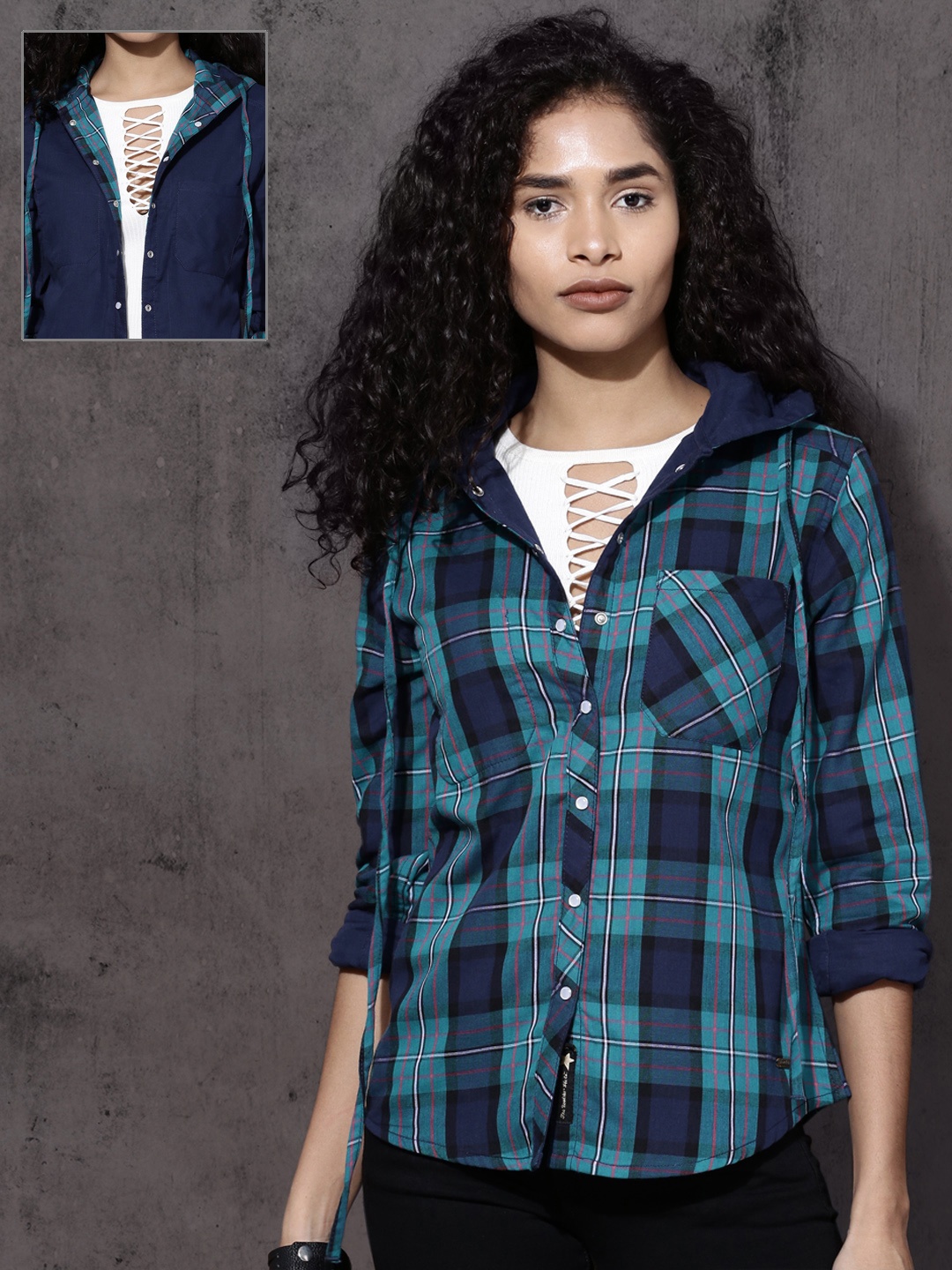 

Roadster Women Teal Blue Regular Fit Checked Reversible Hooded Casual Shirt
