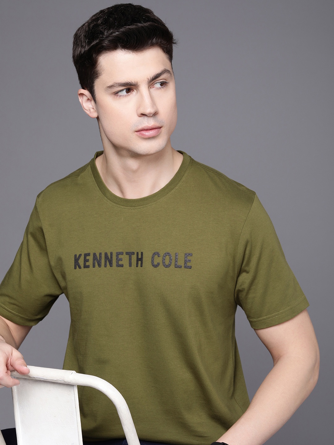 

Kenneth Cole Signature Men Olive Green Brand Logo Printed Pure Cotton T-shirt