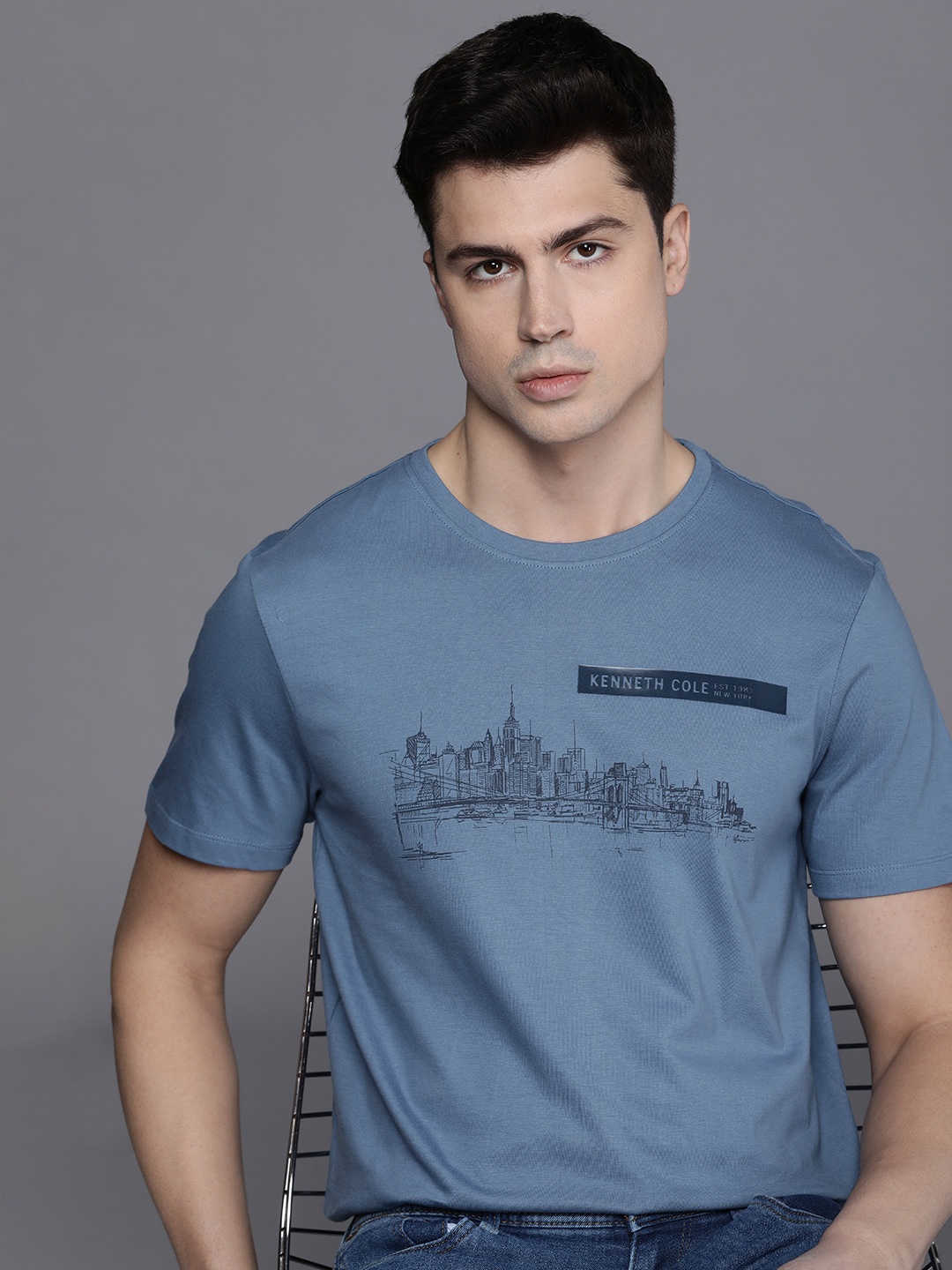 

Kenneth Cole Citysphere Men Blue Graphic Printed Pure Cotton T-shirt