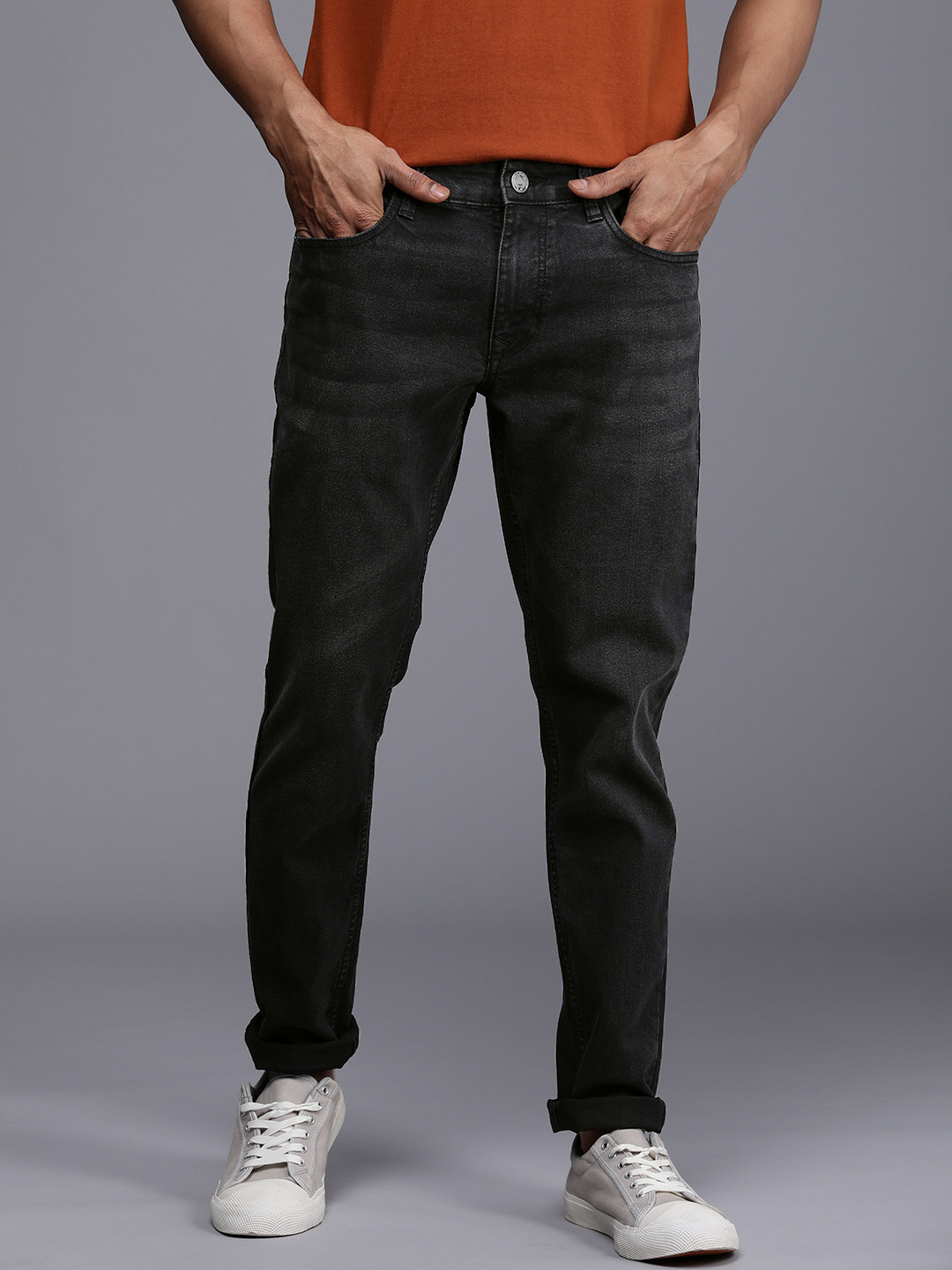 

WROGN Skinny Fit Stretchable Jeans, Black