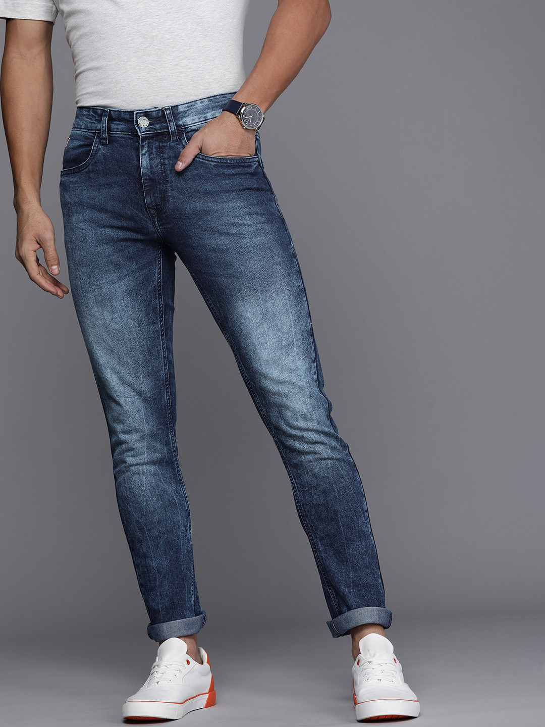

WROGN Men Heavy Fade Mid-Rise Stretchable Jeans, Blue