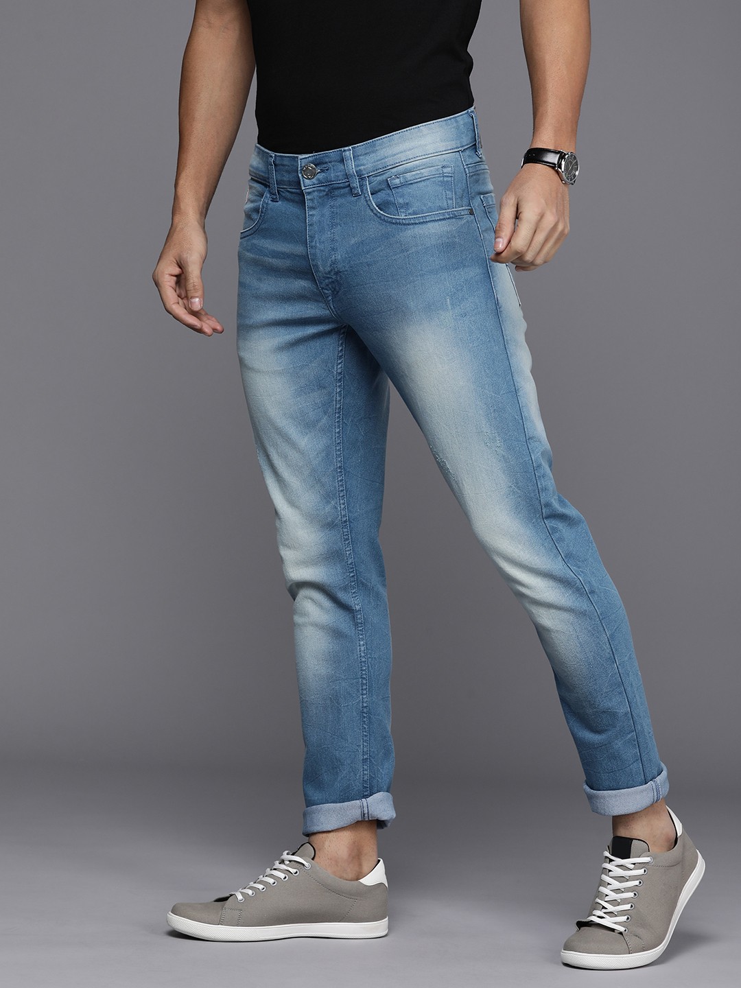 

WROGN Men Slim Fit Heavy Fade Stretchable Jeans, Blue