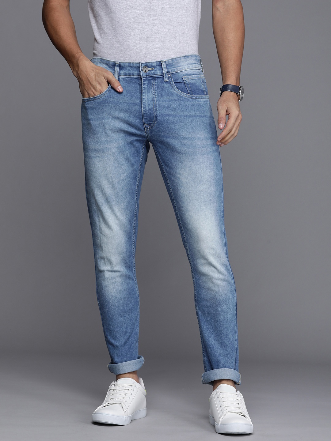 

WROGN Men Slim Fit Heavy Fade Stretchable Jeans, Blue