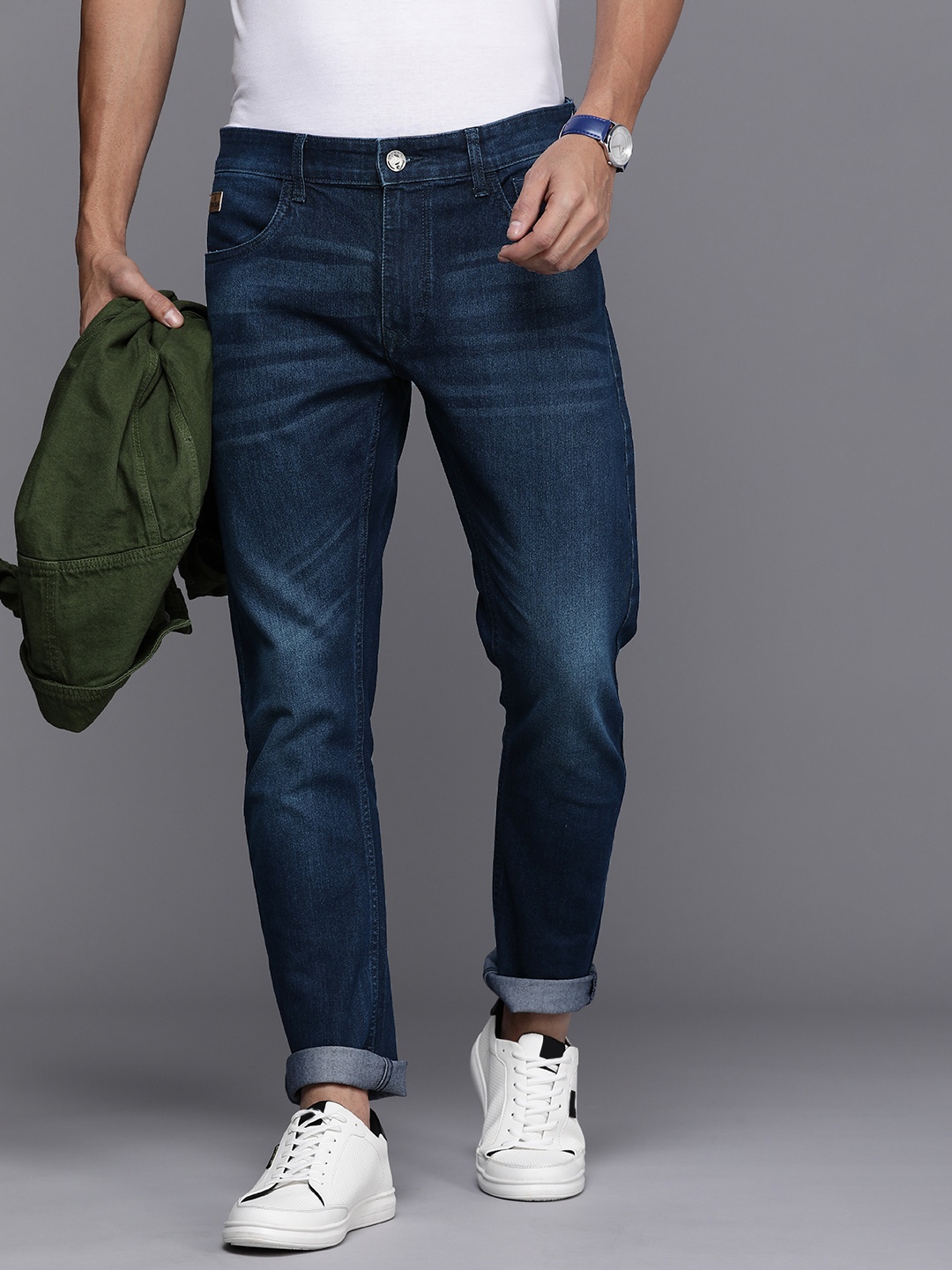 

WROGN Men Slim Fit Light Fade Mid-Rise Stretchable Jeans, Blue