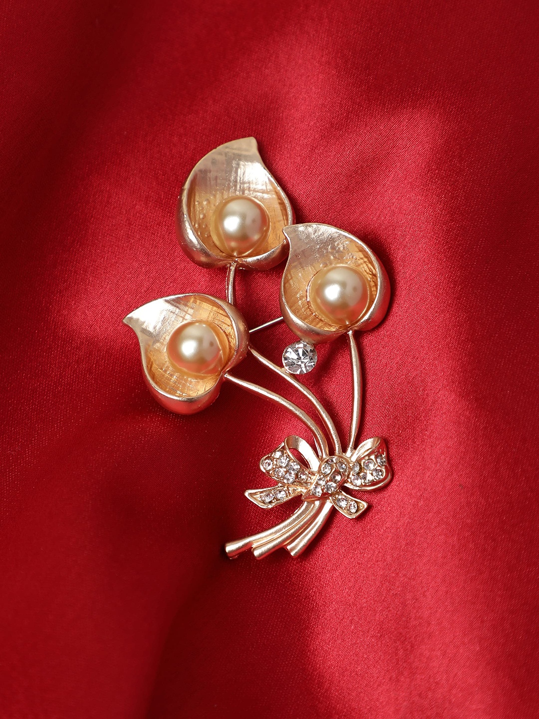

Alvaro Castagnino Men Crystal Studded Flower Brooch, Gold
