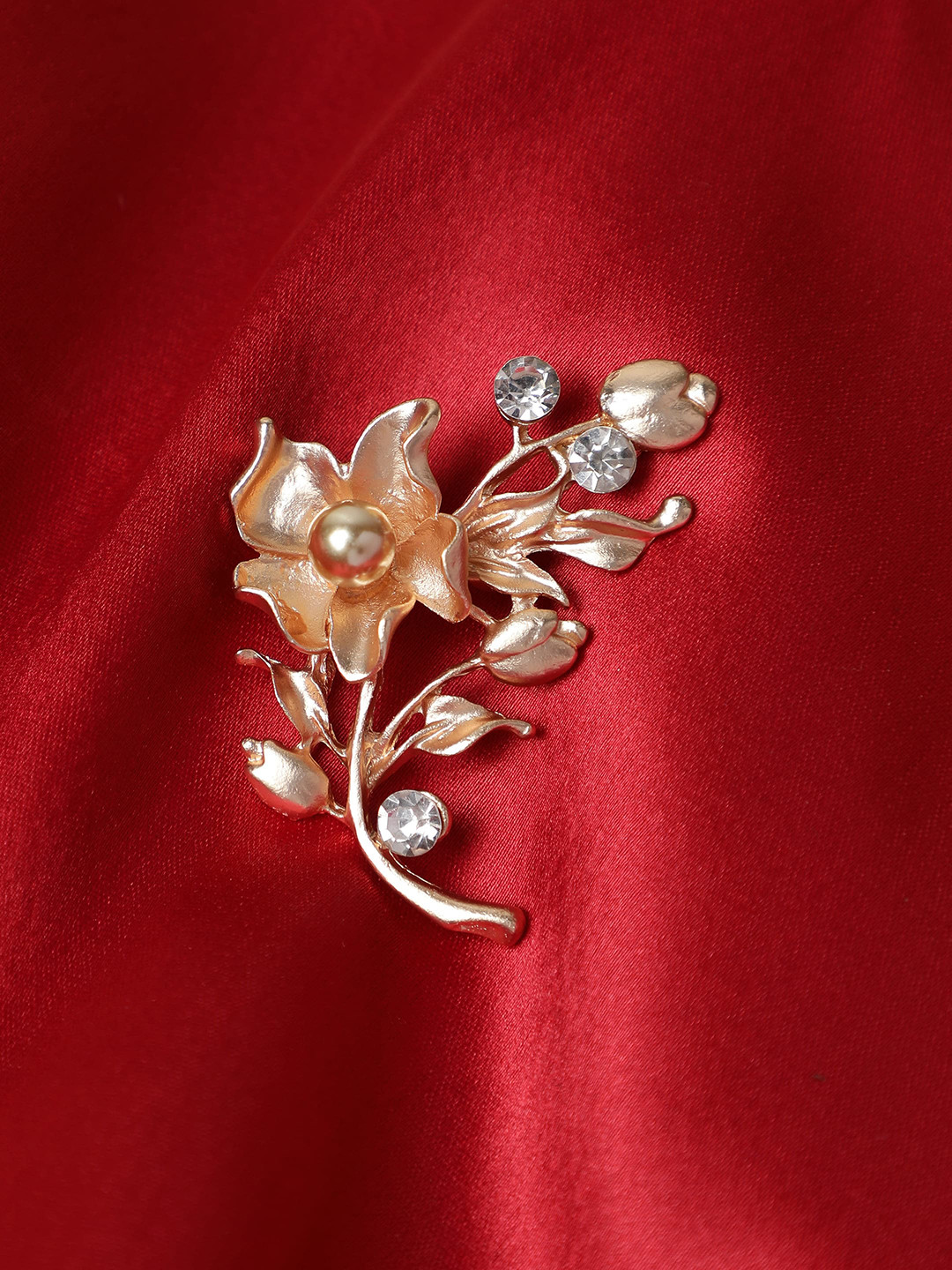 

Alvaro Castagnino Men Sone Studded Flower Shaped Brooch, Rose gold