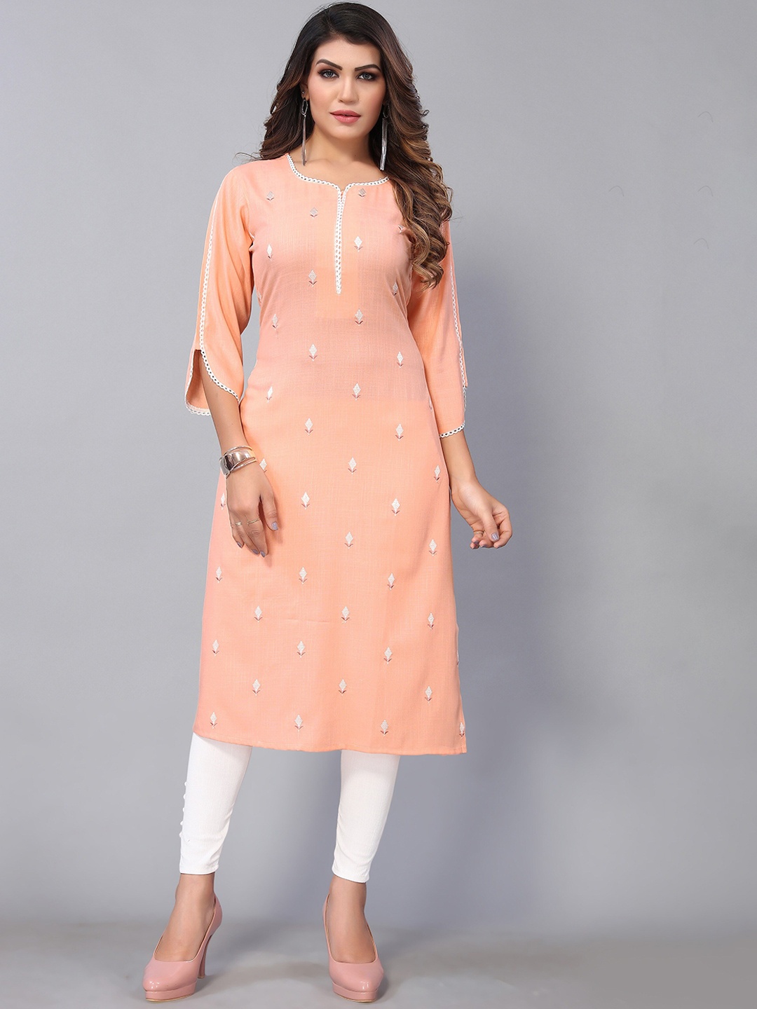 

Nimayaa Women Ethnic Motifs Printed Cotton Kurta, Peach