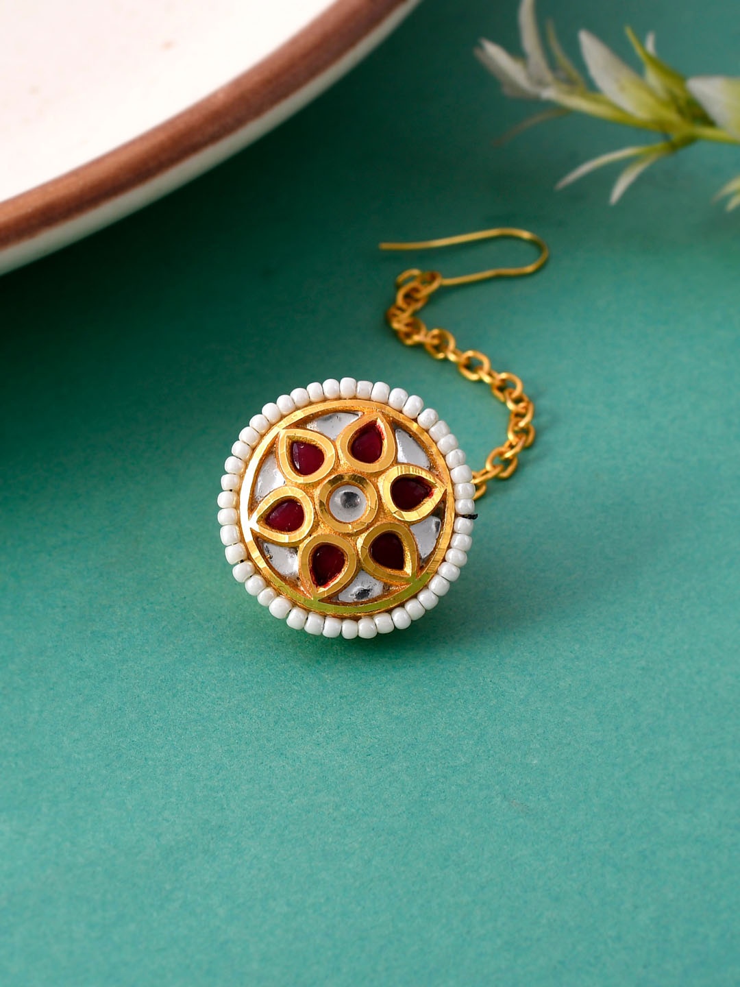

DASTOOR Gold-Plated & Kundan Studded Maang Tikka