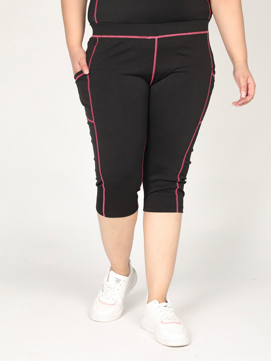 

CHKOKKO Women Plus Size Skinny Fit Capris, Black