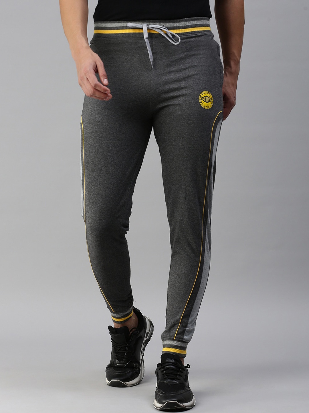 

ONN Men Cotton Mid-Rise Joggers, Charcoal