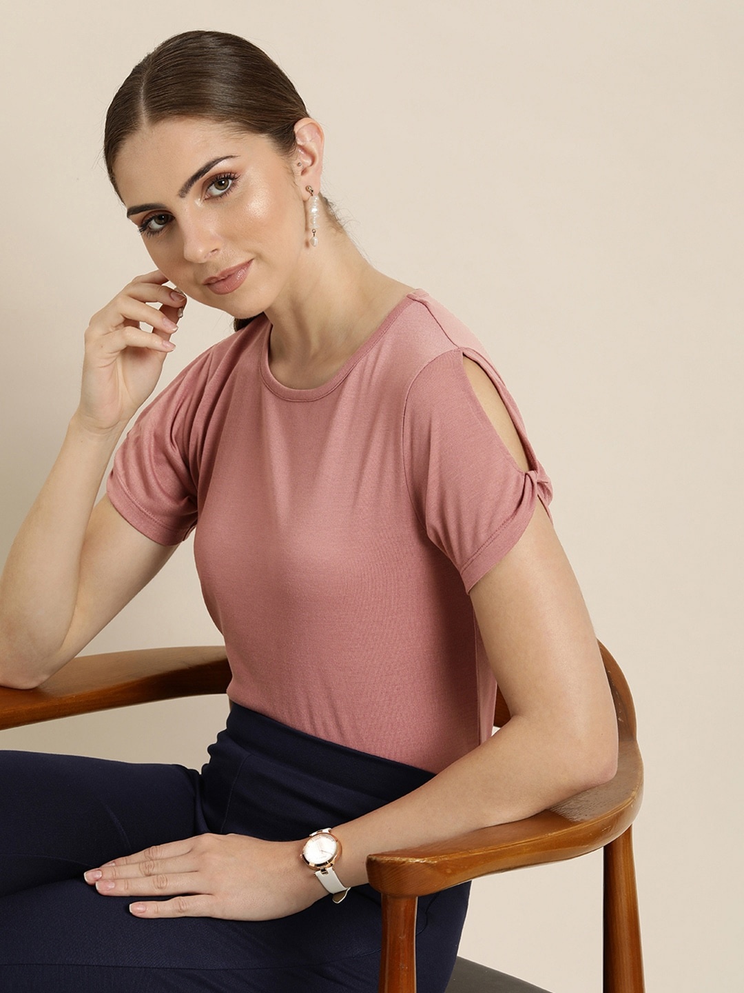 

her by invictus T-shirt With Cut-Out Detail on Sleeves, Mauve