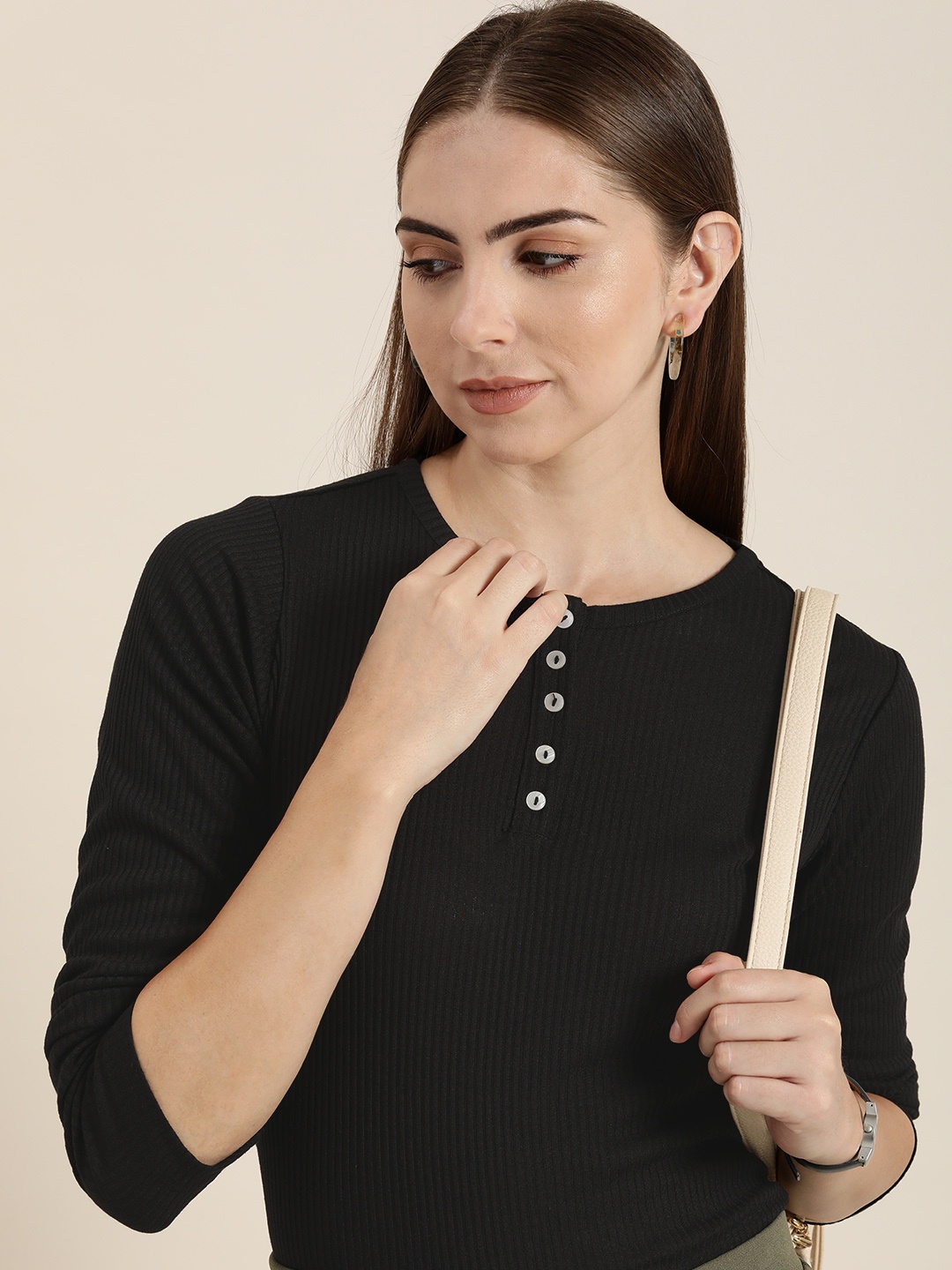 

her by invictus Ribbed T-shirt, Black