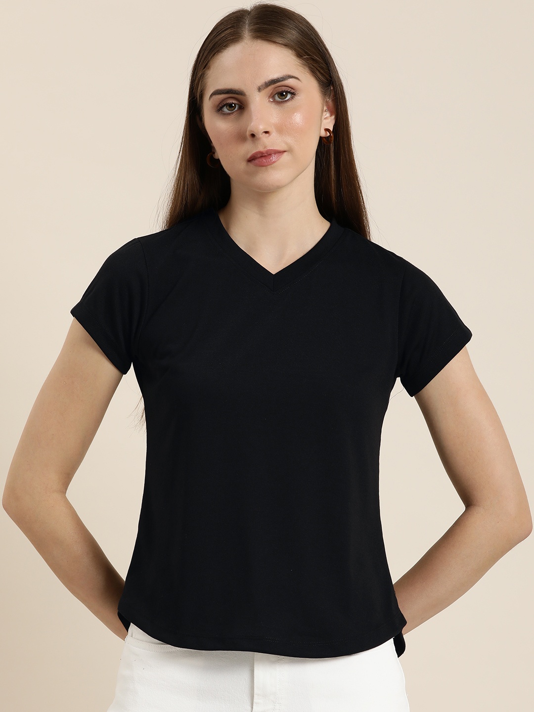 

her by invictus V-Neck T-shirt, Black