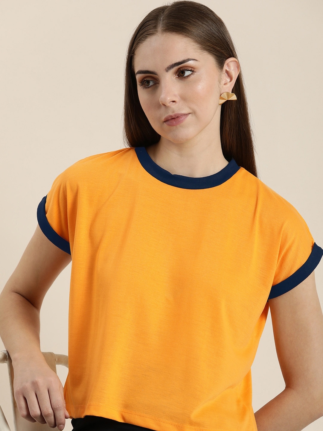 

her by invictus Boxy T-shirt, Yellow