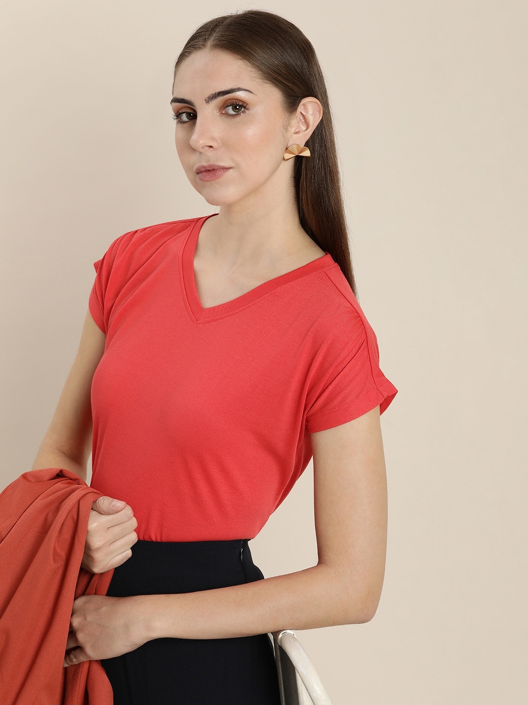 

her by invictus V-Neck Extended Sleeves T-shirt, Red