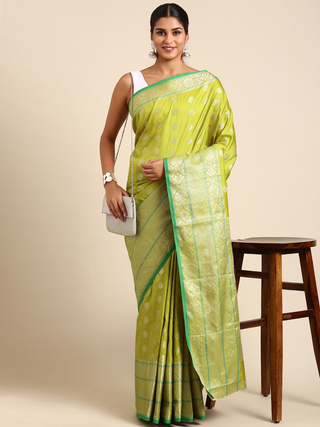 

Royal Rajgharana Saree Ethnic Motifs Zari Banarasi Saree, Lime green