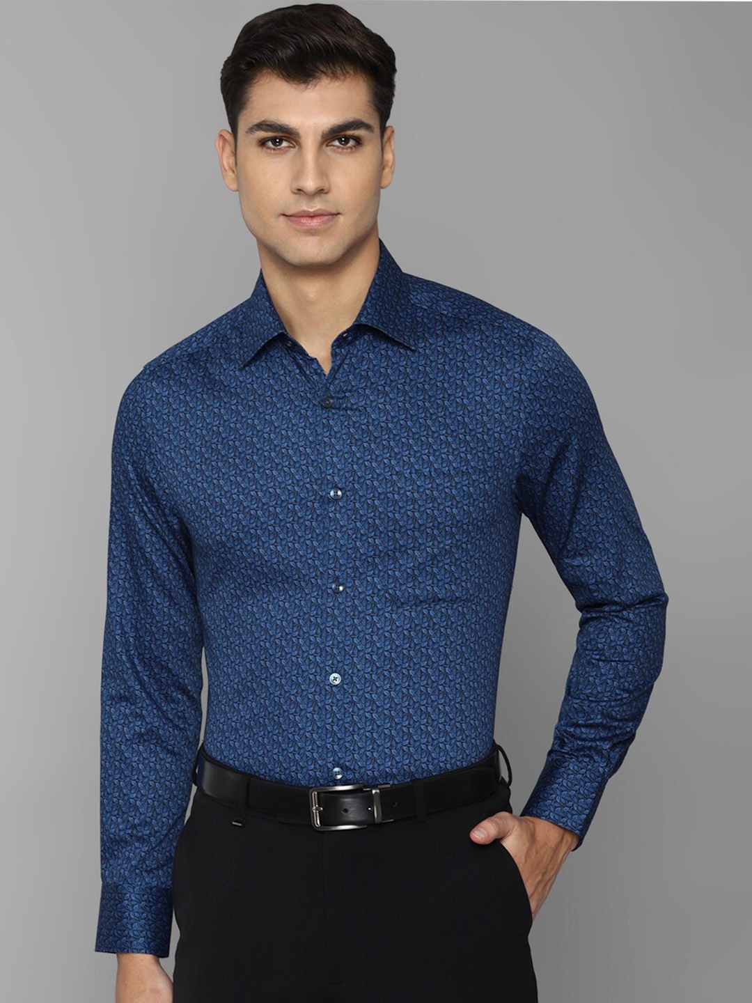 

Louis Philippe Men Cotton Slim Fit Printed Formal Shirt, Blue