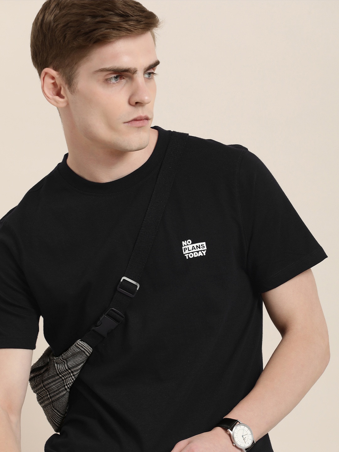 

INVICTUS Pure Cotton T-shirt With Minimal Typography Print Detail, Black