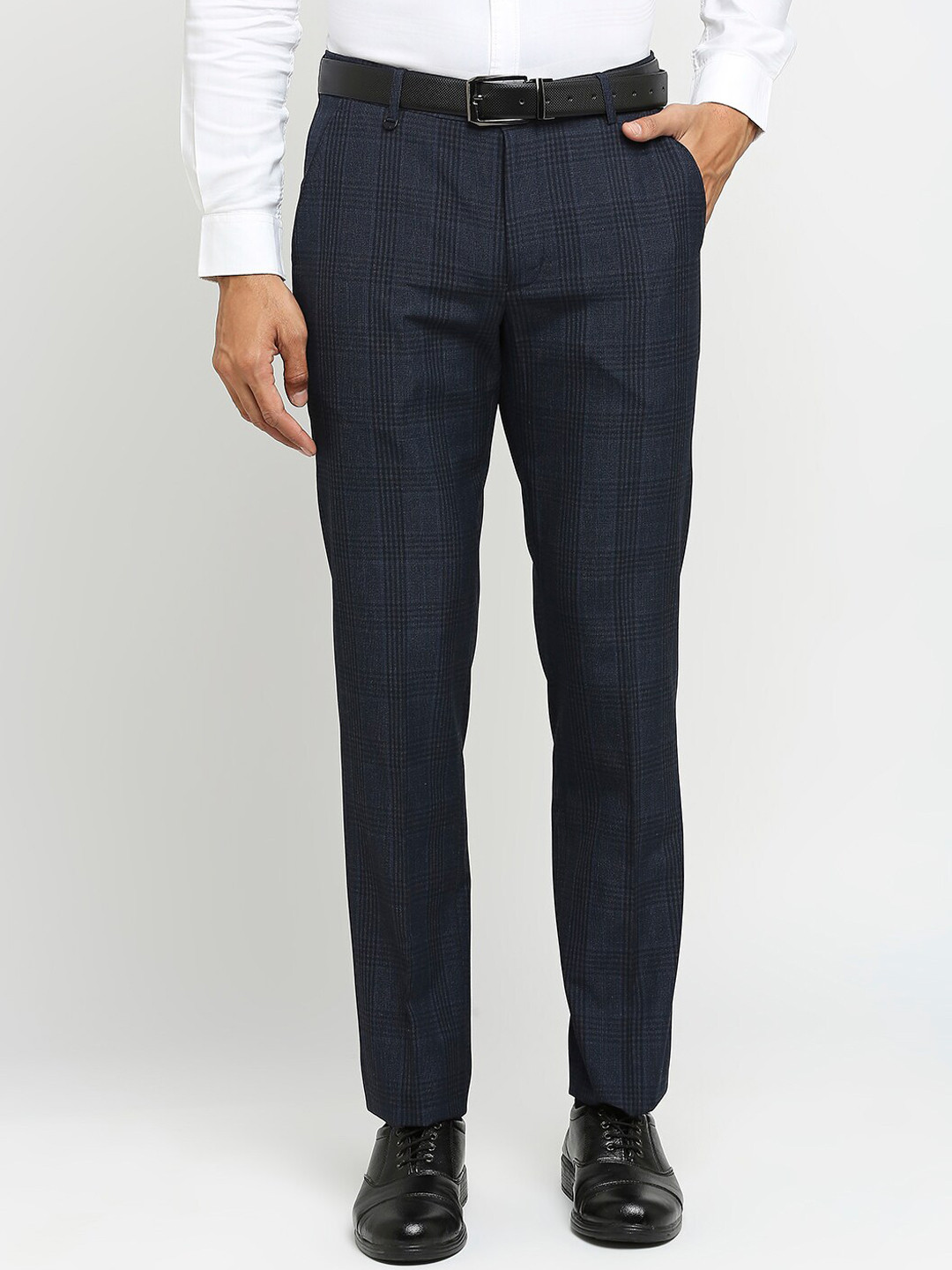 

Solemio Men Checked Slim Fit Easy Wash Trousers, Navy blue