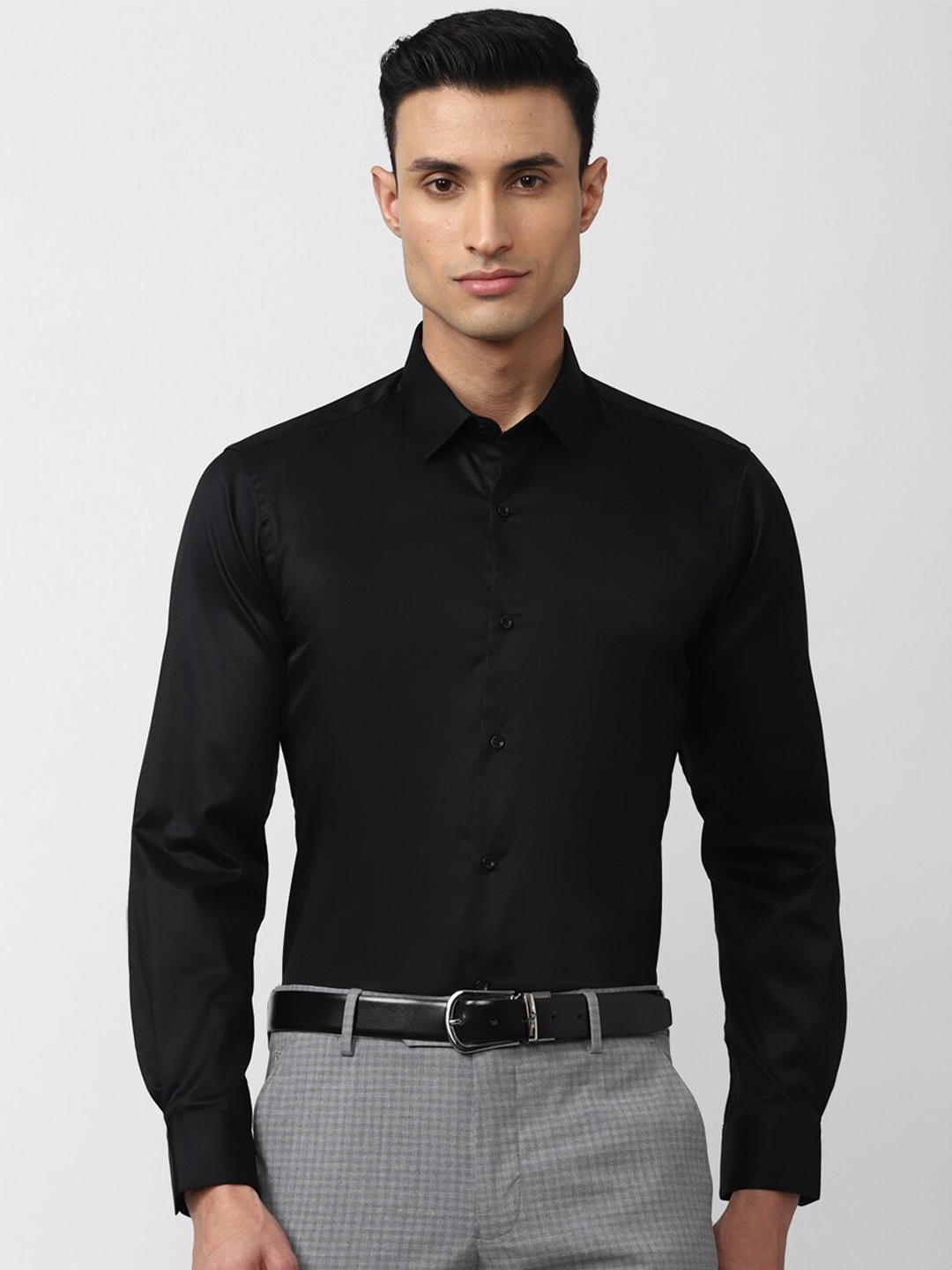 

Peter England Men Cotton Formal Shirt, Black