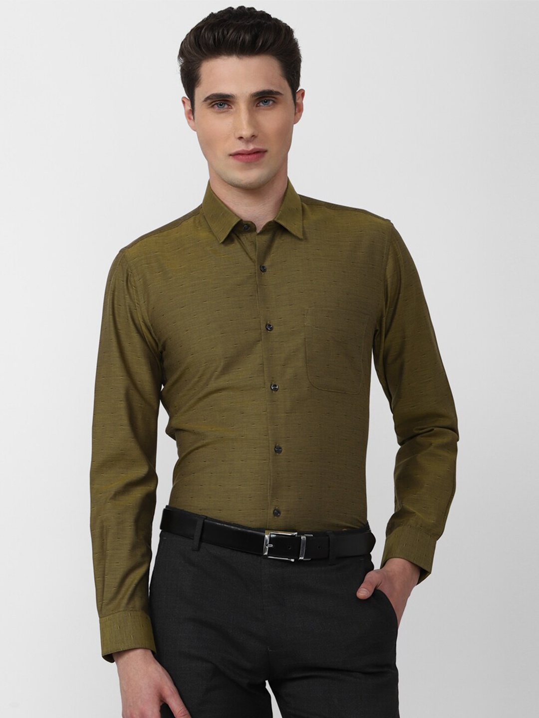 

Peter England Men Slim Fit Pure Cotton Formal Shirt, Olive