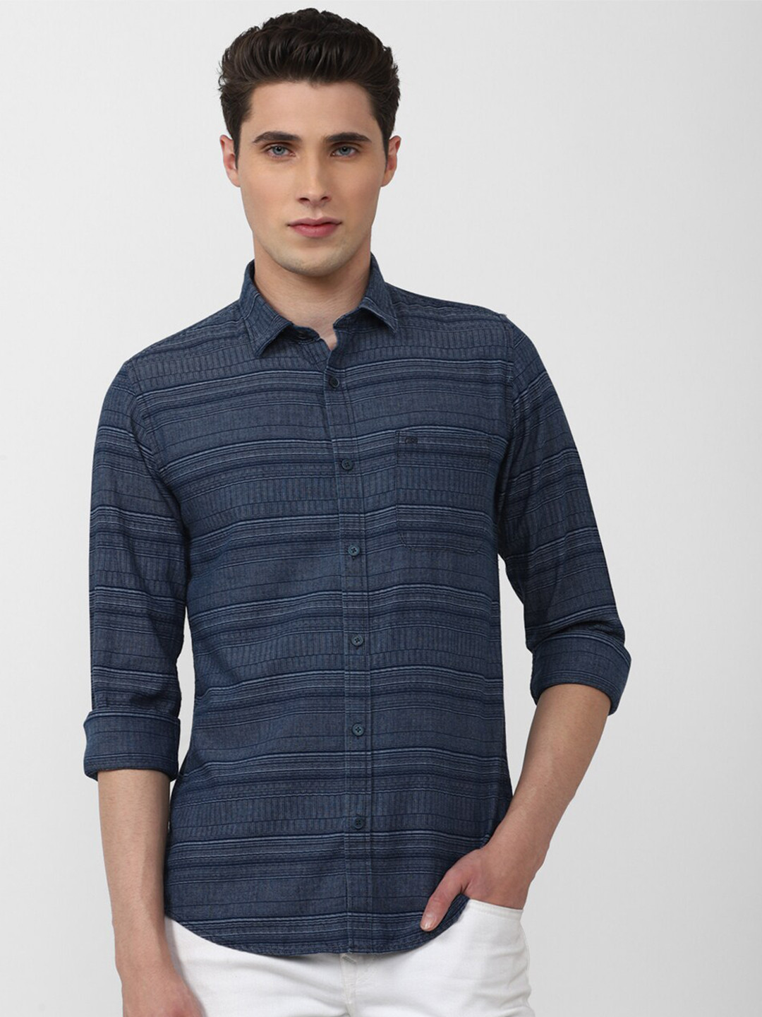 

Peter England Casuals Men Cotton Slim Fit Horizontal Stripes Striped Casual Shirt, Navy blue