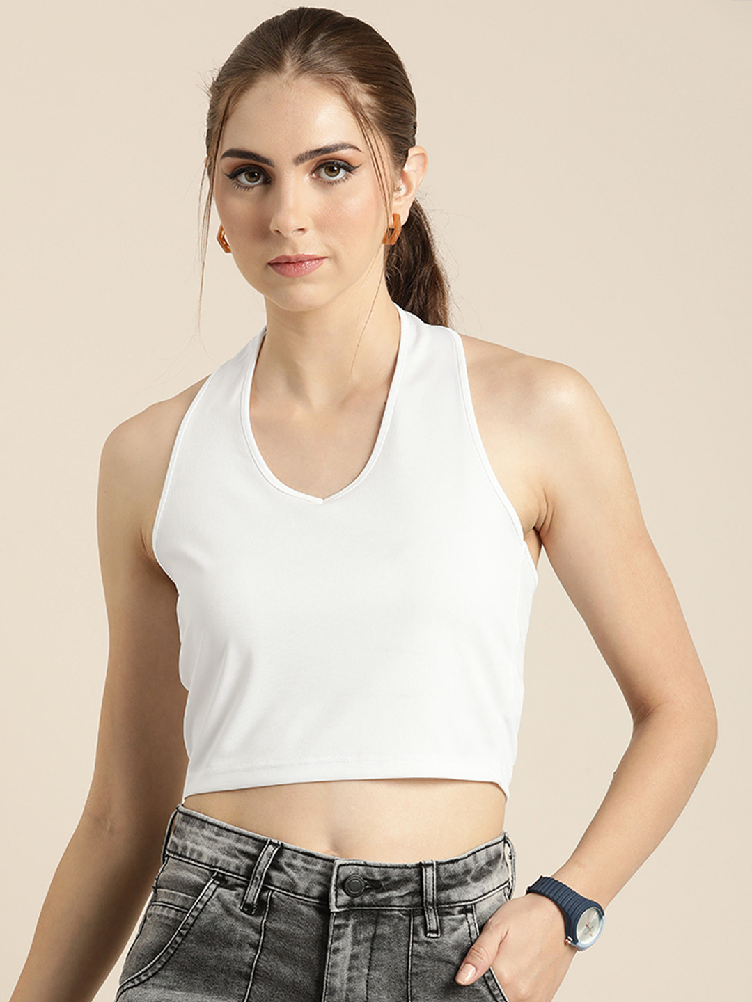 

Moda Rapido Solid Halter Neck Fitted Crop Top, White