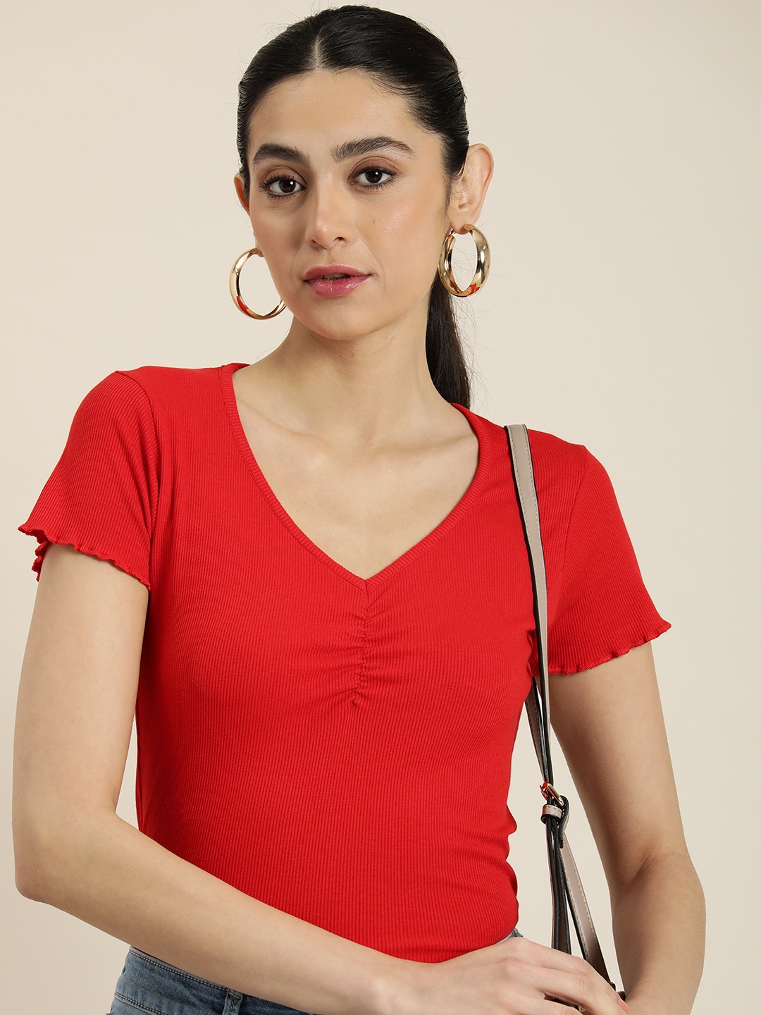 

Moda Rapido V-Neck Top, Red