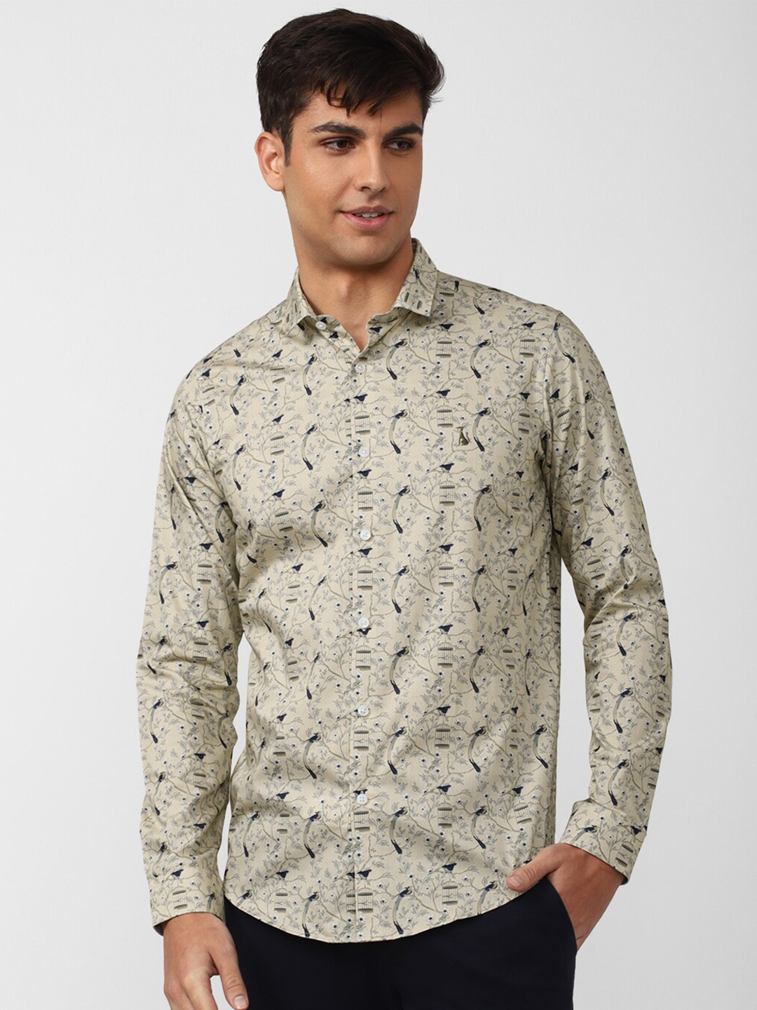 

SIMON CARTER LONDON Men Slim Fit Printed Pure Cotton Casual Shirt, Beige