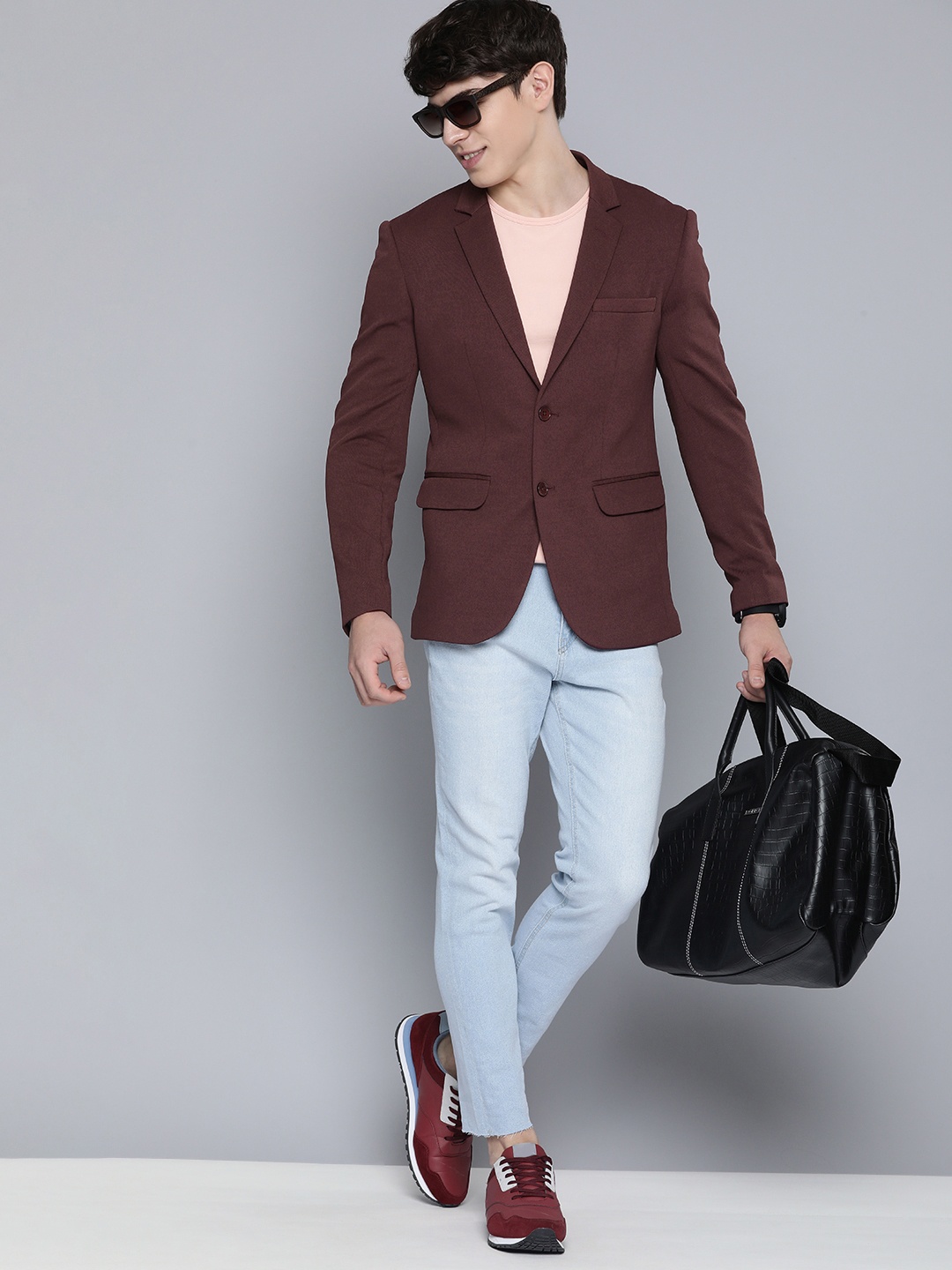 

HERE&NOW Men Textured Regular Fit Single-Breasted Blazer, Burgundy