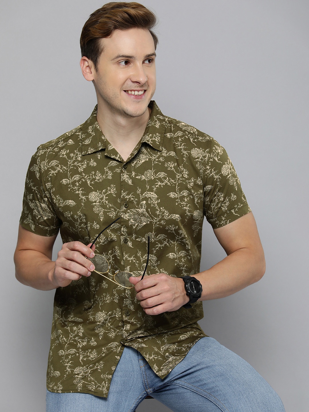 

HERE&NOW Men Pure Cotton Slim Fit Tropical Printed Casual Shirt, Olive