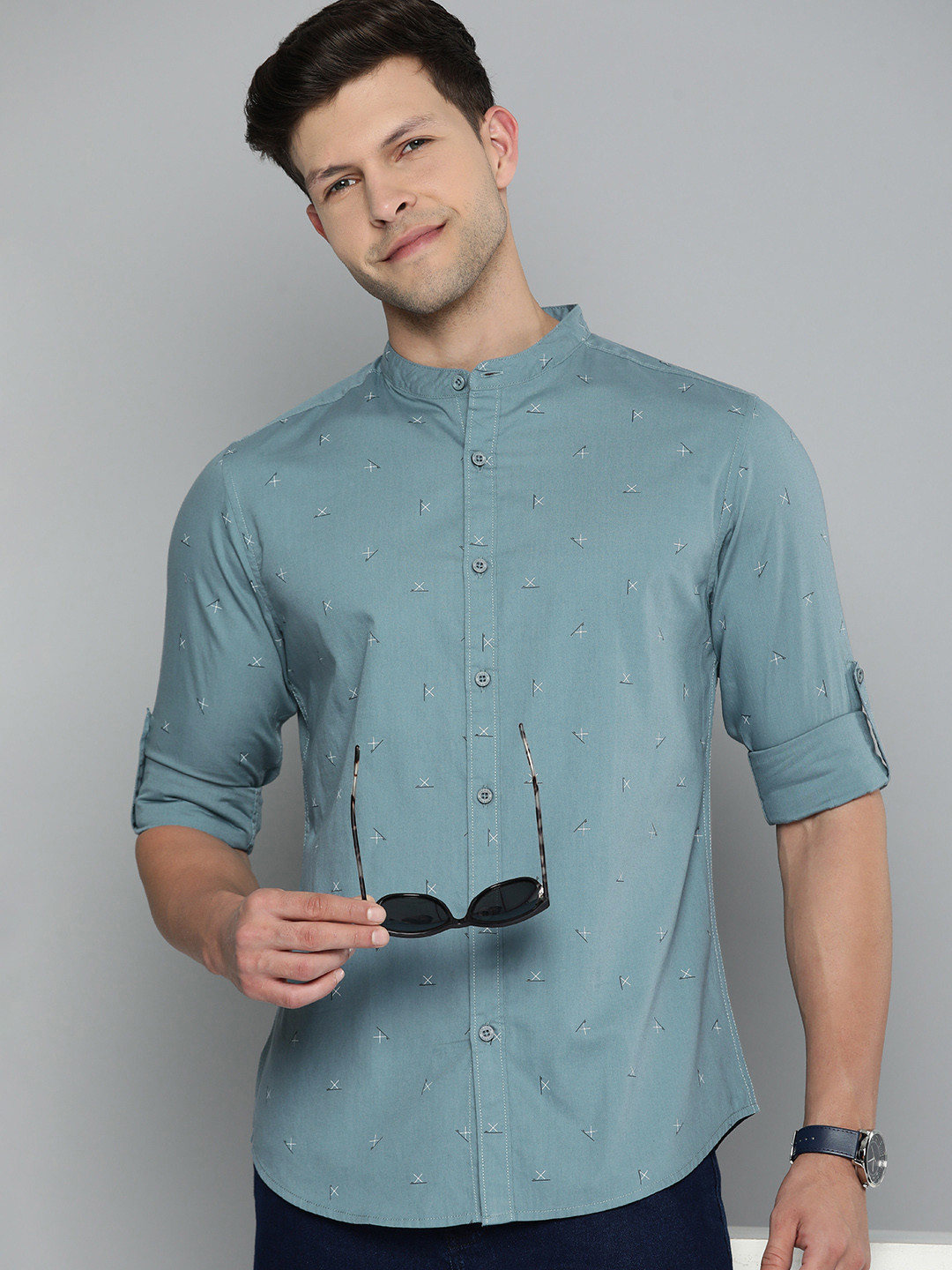 

HERE&NOW Men Slim Fit Geometric Opaque Printed Pure Cotton Casual Shirt, Blue