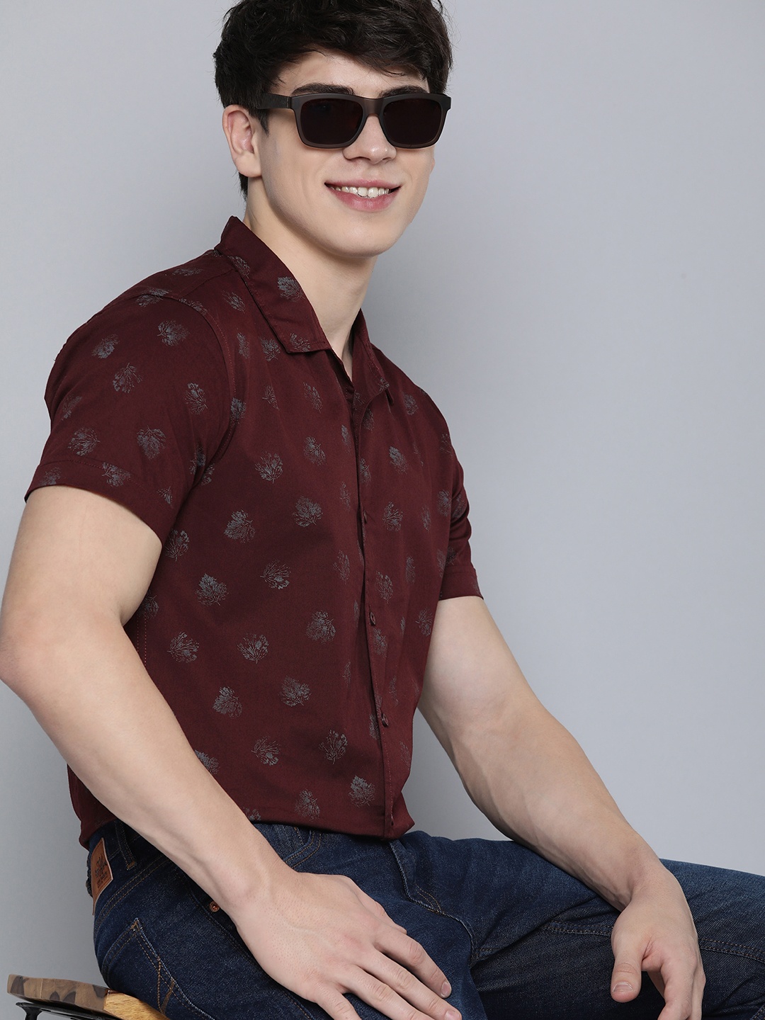 

HERE&NOW Cuban Collar Slim Fit Floral Printed Pure Cotton Casual Shirt, Burgundy