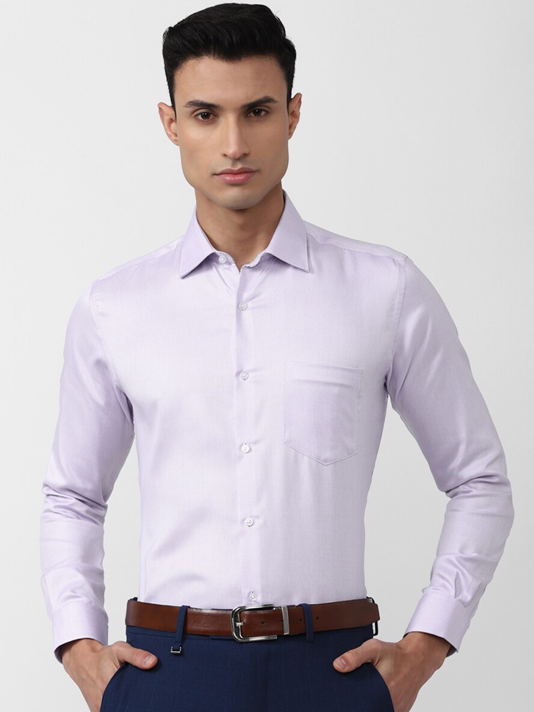 

Van Heusen Men Pure Cotton Formal Shirt, Purple