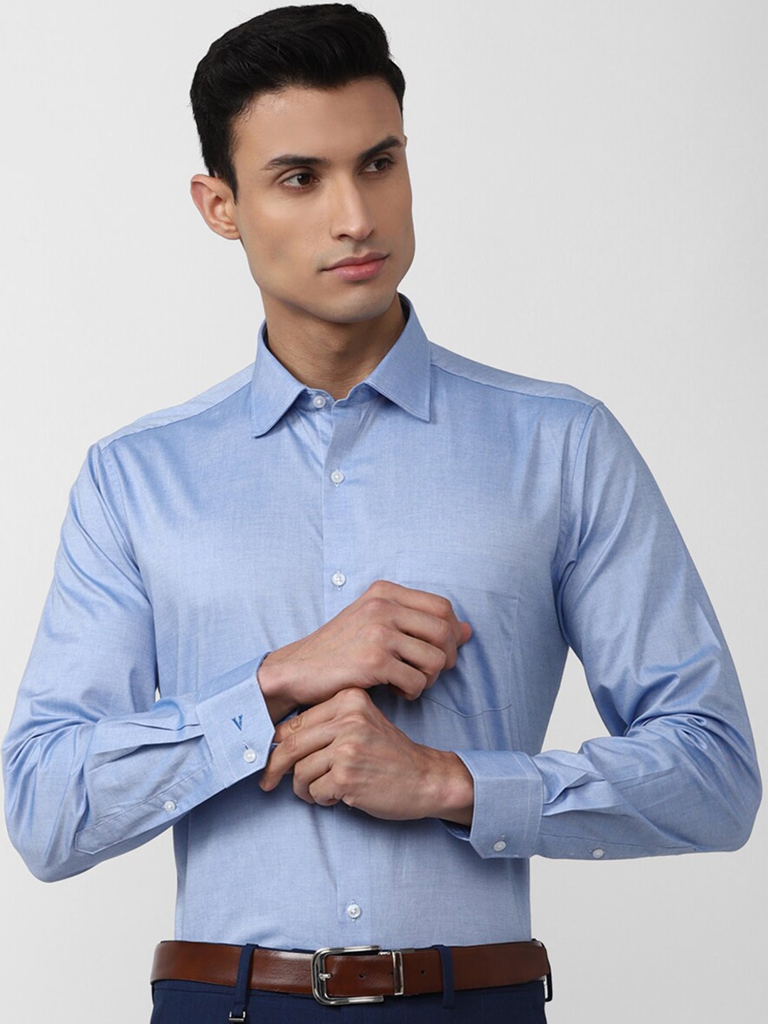 

Van Heusen Men Blue Formal Shirt