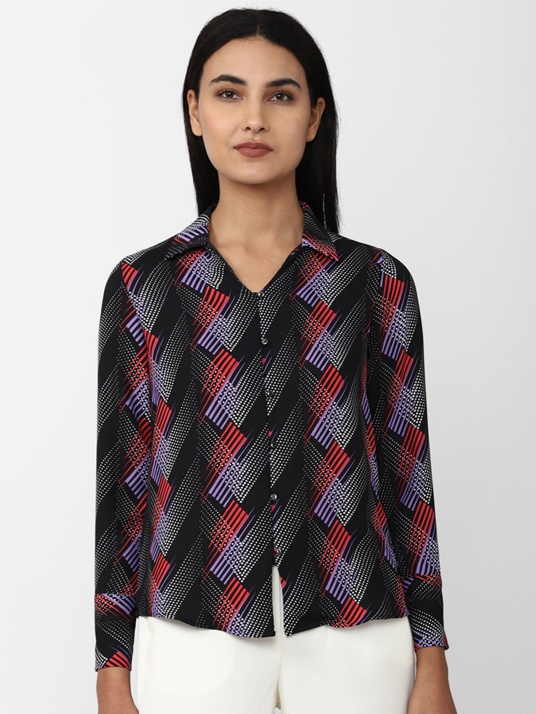 

Van Heusen Woman Checked Casual Shirt, Black