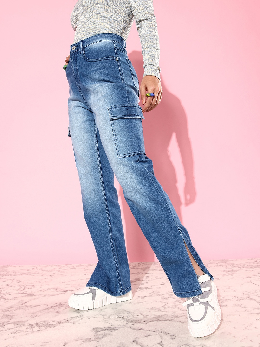 

The Roadster Lifestyle Co. Women Mid Blue Straight Fit High-Rise Stretchable Jeans