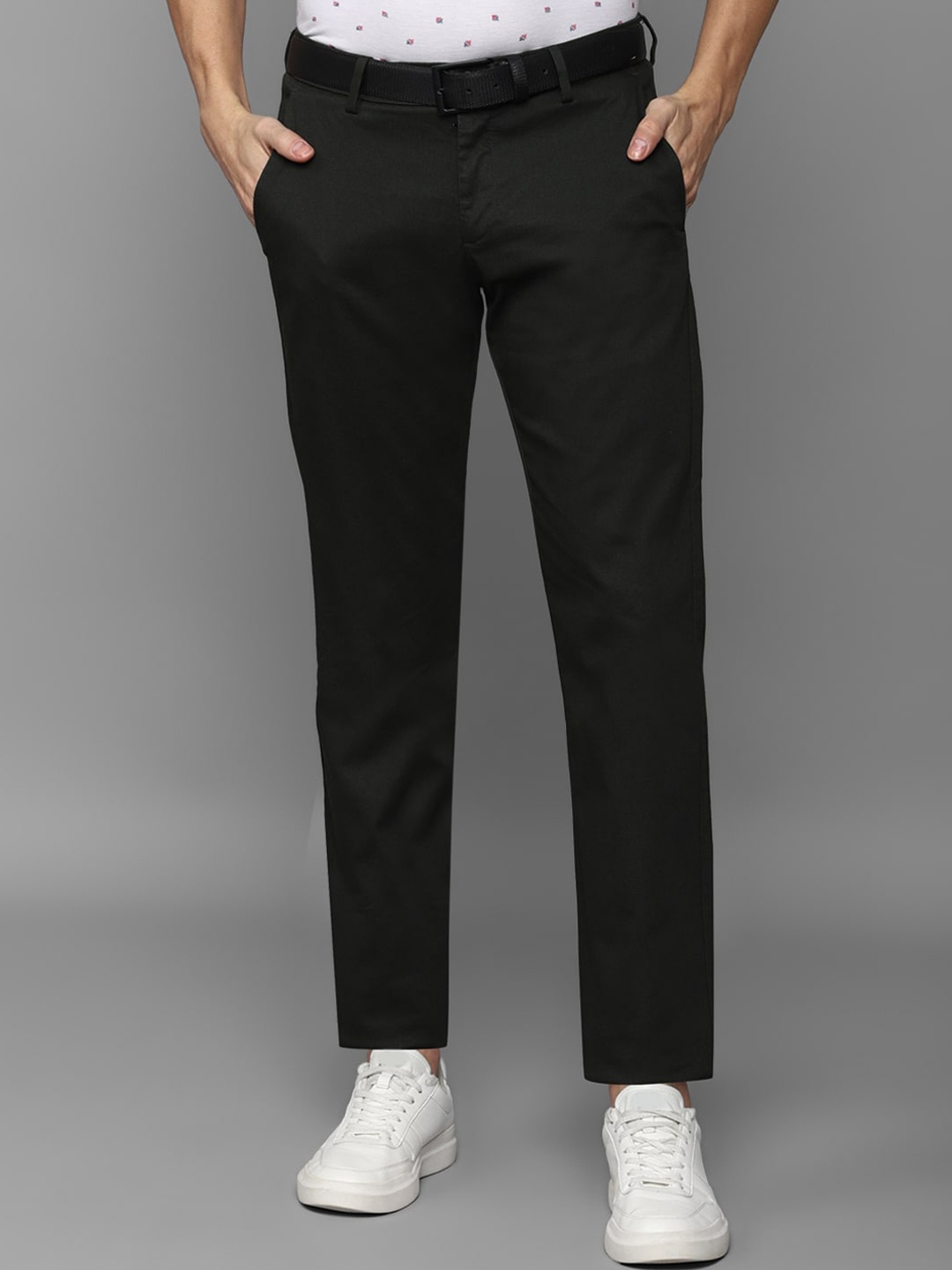 

Allen Solly Men Slim Fit Trouser, Black