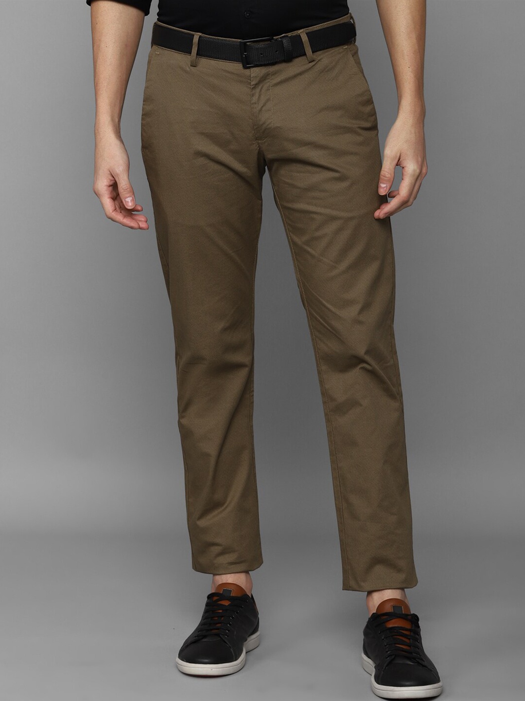 

Allen Solly Sport Men Brown Slim Fit Trousers