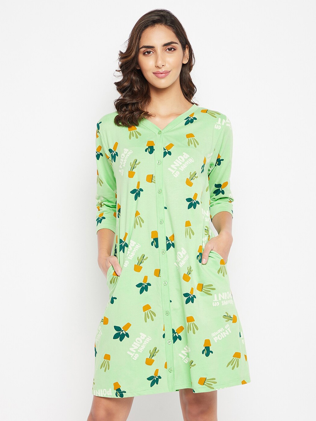 

Clovia Women Cactus & Typography Print Pure Cotton Nightdress, Green