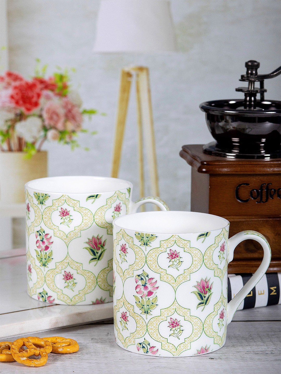 

GOODHOMES White & Pink Set of 4 Floral Printed Bone China Glossy Mugs 360 ml Each