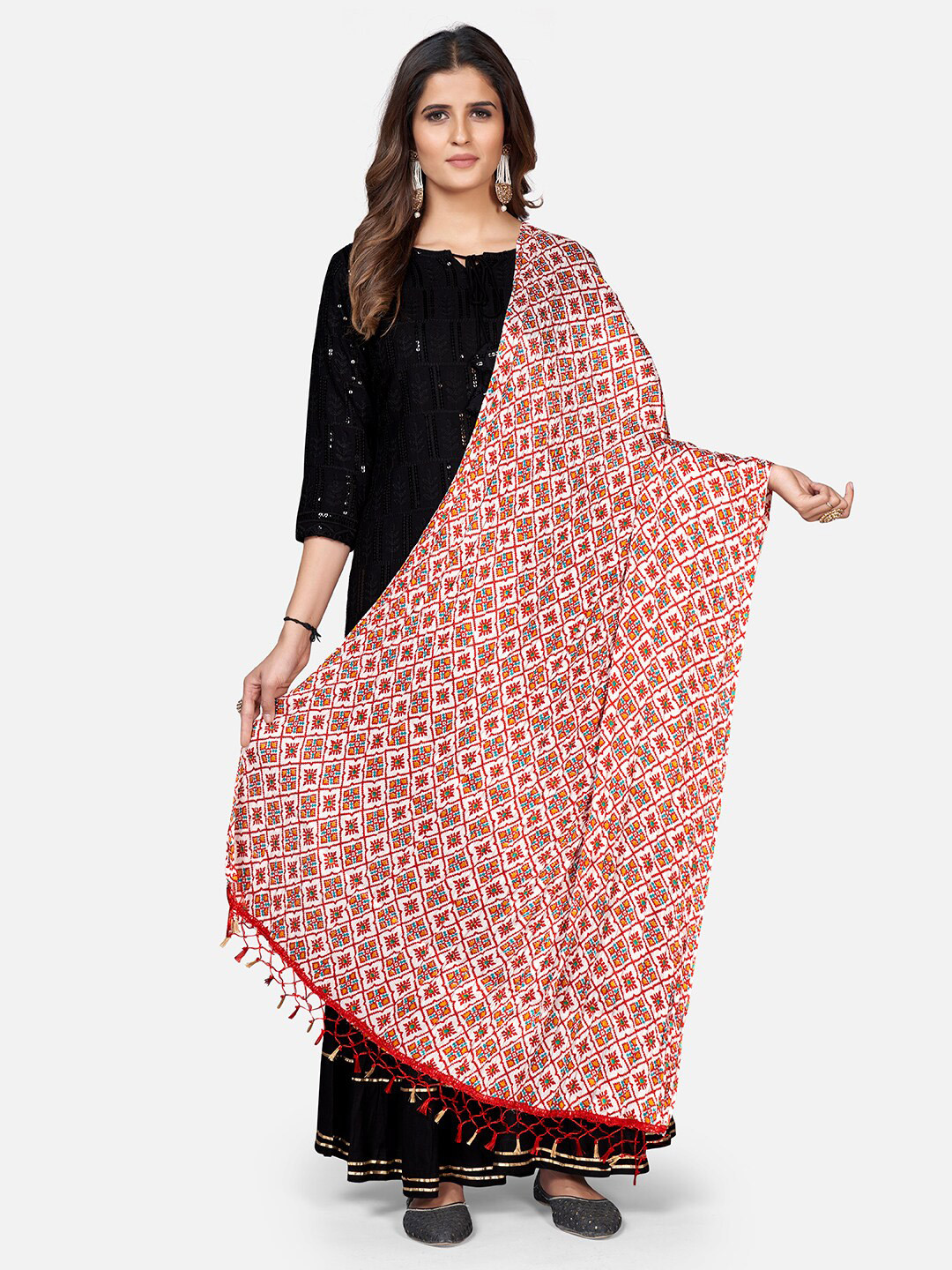 

Vbuyz Ethnic Motifs Printed Art Silk Dupatta, White
