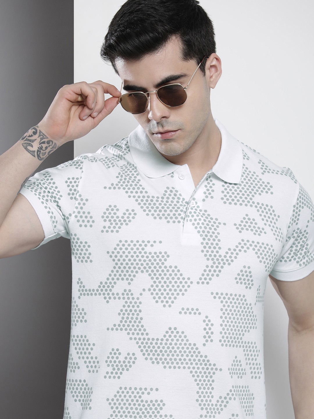 

The Indian Garage Co Men White Printed Polo Collar T-shirt