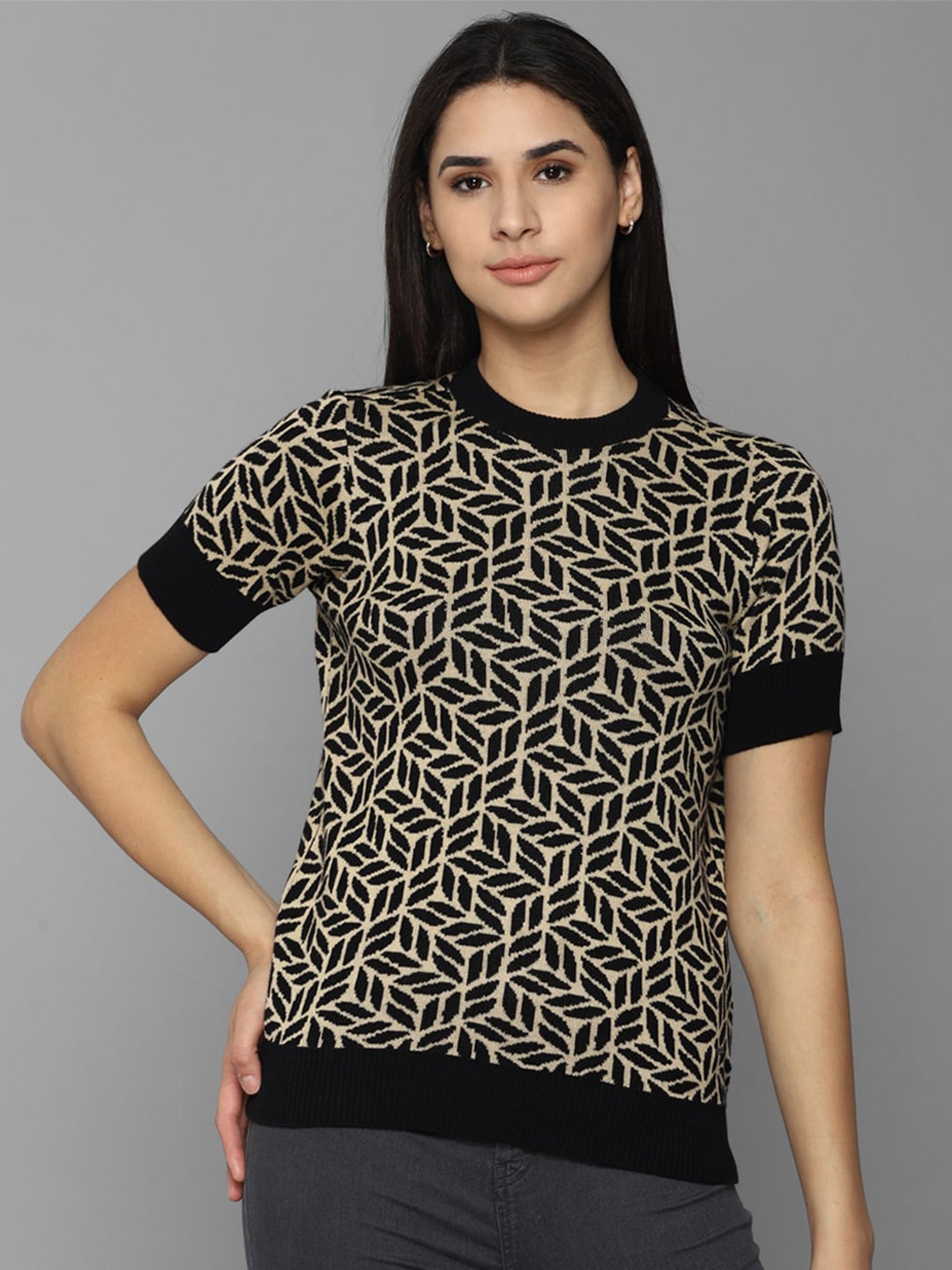 

Allen Solly Woman Printed Top, Black