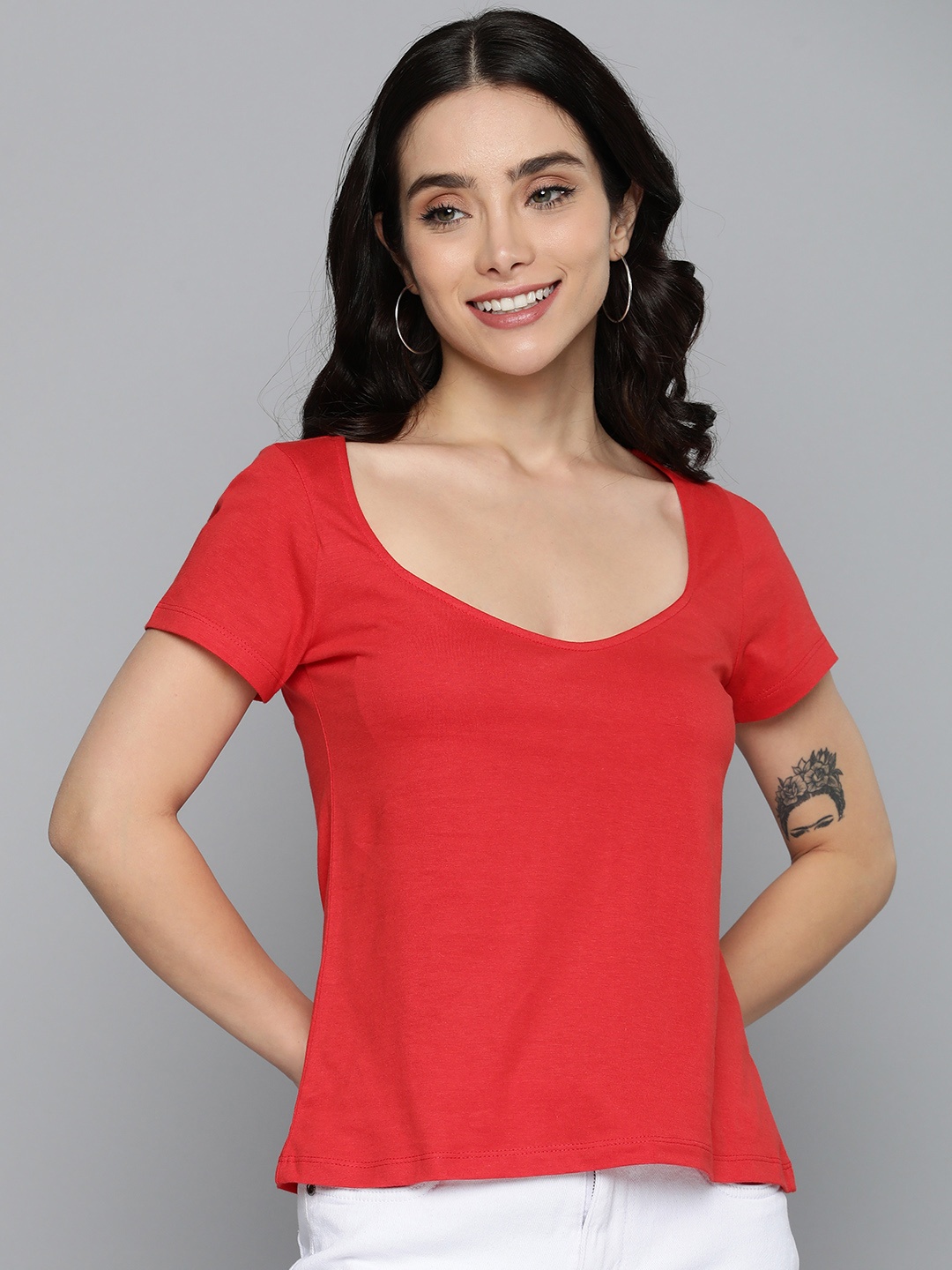 

Mast & Harbour Scoop Neck T-shirt, Red