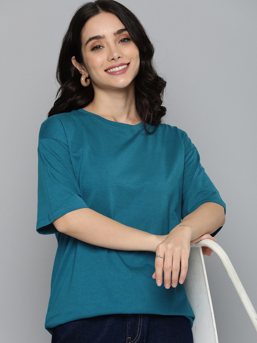 

Mast & Harbour Round Neck Drop-Shoulder Sleeves T-shirt, Teal