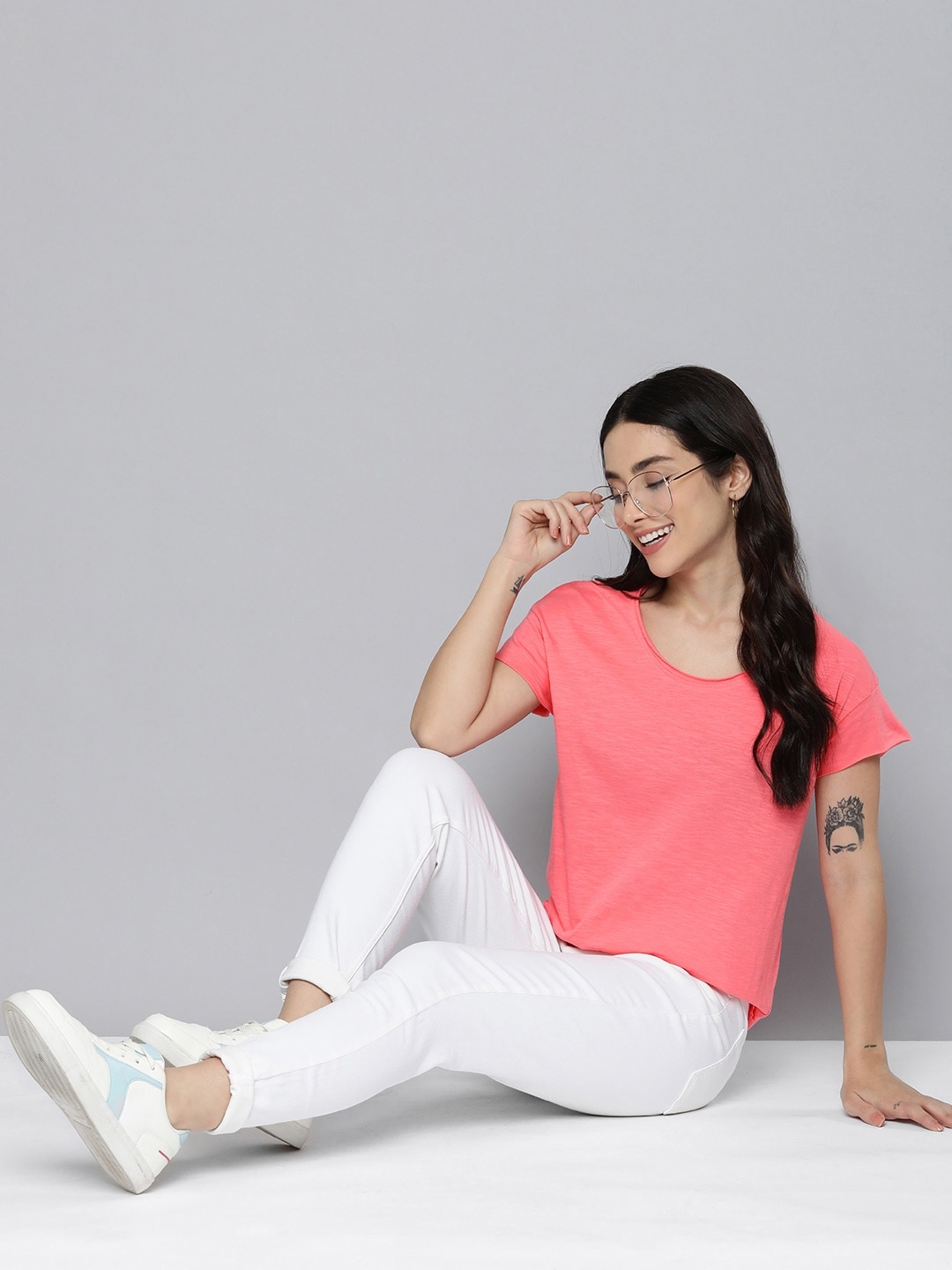 

Mast & Harbour Women Pure Cotton Solid Drop-Shoulder T-shirt, Pink